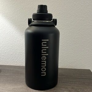 Lululemon Back to Life Sport Bottle - 64oz - Black